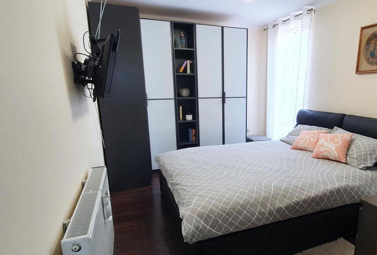 Tb Apartment